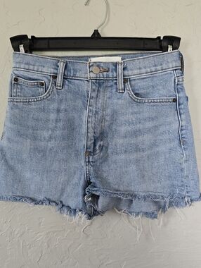 Denim Forum Cropped Straight Leg Shorts  Size 26